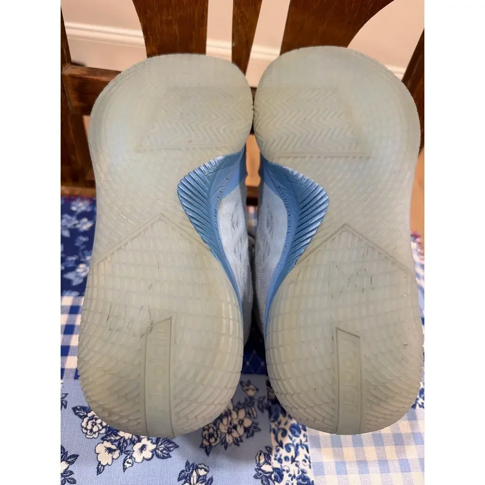 Moolah Kicks Women's Basketball Shoes size 6